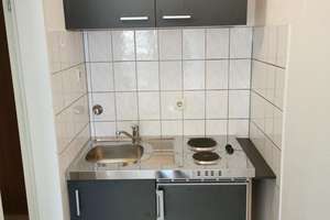 Schöne 1-Zimmer Wohnung in Düsseldorf, 2. OG, Balkon – Fleher Straße 176, 40233 Bilk, Düsseldorf – Vorschaubild 2