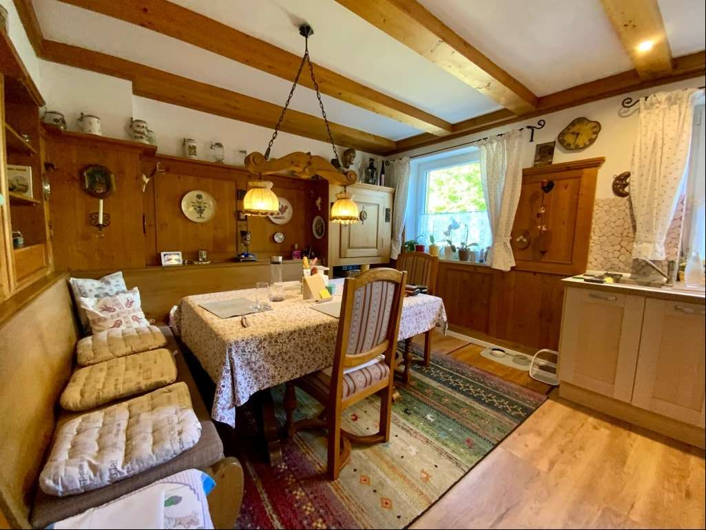 Immobilie in Gilching - Charmante Doppelhaushälfte in Gilching, Geisenbrunn - Bild 0