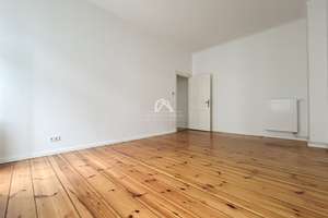 RUHIGE ALTBAUPERLE: STILVOLLE 2-ZIMMER-WOHNUNG MIT BALKON IM HERZEN VON FRIEDENAU I PROVISIONSFREI – Rheinstraße 50, 12161 Friedenau, Berlin – Vorschaubild 4