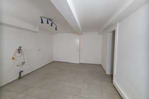 Geräumige 3-Zimmer-Souterrain-Wohnung – Perfekt für WG, Studenten oder Berufstätige! – Fuldatalstr 36, 34125 Wesertor, Kassel – Vorschaubild 3