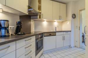 Charmant möblierte Zwei-Zimmer-Wohnung mit 2 Balkonen – Hasengartenstr. 34c, 65189 Südost, Wiesbaden – Vorschaubild 7
