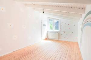 Großzügige Wohnung - Sonnige Terrasse
in Leithe – Die vollständige Adresse der Immobilie erhältst du vom Anbieter., 44866 Leithe, Bochum – Vorschaubild 8