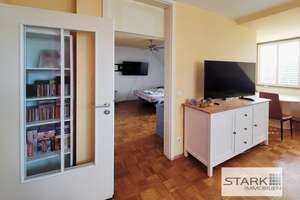 Ruhig gelegene Stadtwohnung mit elegant geschwungenem Balkon Richtung Festungsberg – 97082 Altstadt, Würzburg – Vorschaubild 8