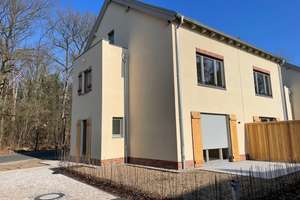 Doppelhaushälfte inkl. Stellplatz ! Besichtigung am So. 21.06./13:15 Uhr – Am Lindensteg 1a, 14547 Beelitz – Vorschaubild 2
