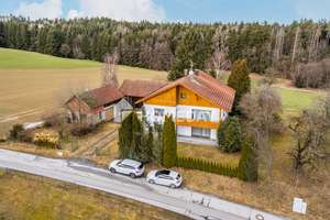 Land & Leben vereint: Großzügiges Landhaus mit 15.755 m² Grundstück in Eging am See – Die vollständige Adresse der Immobilie erhältst du vom Anbieter., 94535 Eging am See – Vorschaubild 1