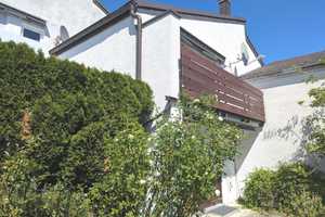Ruhige Panoramalage - 1-Familien-Reihenmittelhaus mit Garage und Stellplatz - sofort frei! – Enzkreis – Vorschaubild 1