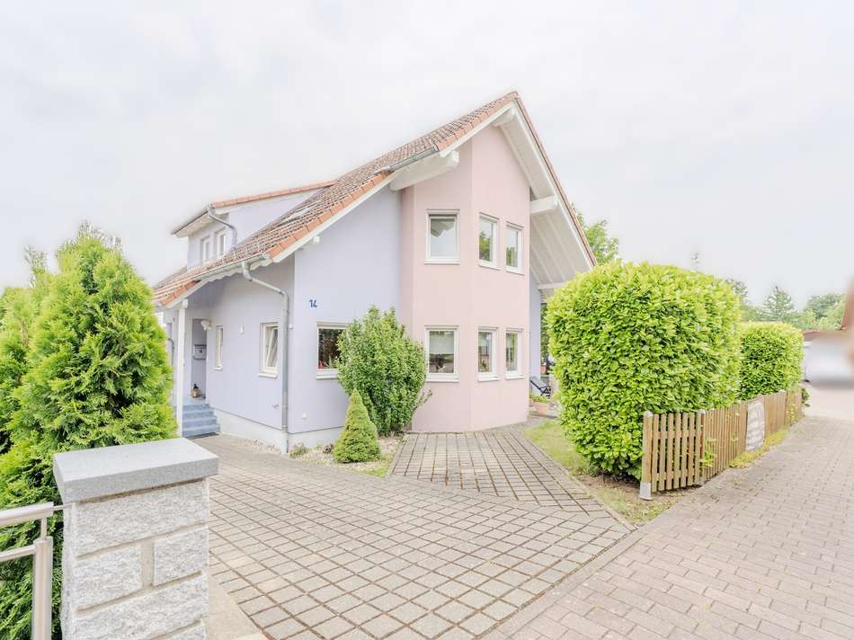 J.Paul.Immobilien.Schafgarten.