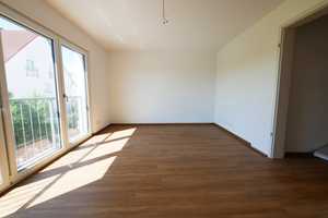 Willkommen in Ihrem neuen Zuhause. Sonne pur! Loggia und Garten in Süd-Ausrichtung. – Christoph-Probst-Straße 36, 85221 Dachau (Kreis) – Vorschaubild 7
