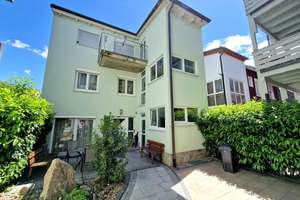 Wow! 8-Zi-LUXUS-Villa auf 4 Etagen: Wintergarten, Terrasse, 2 Balkone, ELW zentral in Lörrach! – Die vollständige Adresse der Immobilie erhältst du vom Anbieter., 79539 Lörrach – Vorschaubild 1