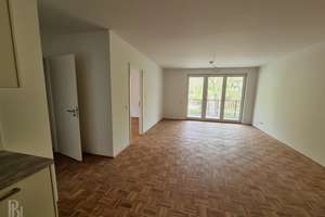 Grün wohnen, modern leben – 2 Zimmer mit Fußbodenheizung & EBK direkt am Park – Rathenower Straße 13, 10559 Moabit, Berlin – Vorschaubild 3