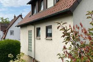 Einfamilien-Wohnhaus mit geräumiger PKW-Garage und schönem Gartengrundstück – Die vollständige Adresse der Immobilie erhältst du vom Anbieter., 74080 Böckingen, Heilbronn – Vorschaubild 6