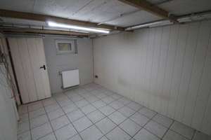 Solides Fundament für modernes Wohnen: Teilsaniertes Reihenmittelhaus in Troisdorf-Bergheim – Die vollständige Adresse der Immobilie erhältst du vom Anbieter., 53844 Troisdorf – Vorschaubild 11