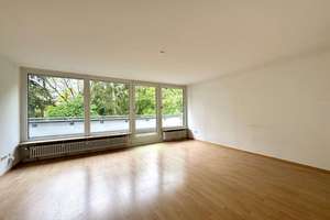 Großzügige 2-Zimmer-Dachgeschosswohnung in Solln – Die vollständige Adresse der Immobilie erhältst du vom Anbieter., 81479 Solln, München – Vorschaubild 2