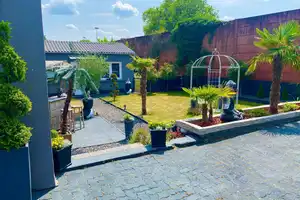 RESERVIERT!  1 Fam. Haus mit 2. Garagen, 4. Stellplätze großer Garten + kl. Hinterhaus TOP Zustand – Uhlandstraße 17, 63457 Main-Kinzig-Kreis – Vorschaubild 6