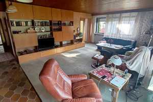 Gepflegtes 2-Familienhaus mit Dachstudio, Kamin, Garten und Garage! – Schweinfurt (Kreis) – Vorschaubild 6