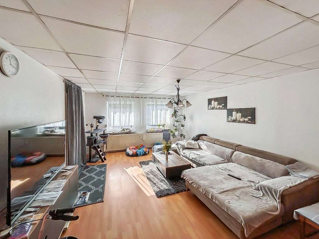 Immobilie in Ebsdorfergrund - Charmantes, denkmalgeschütztes Einfamilienhaus im Herzen von Leidenhofen - Bild 2