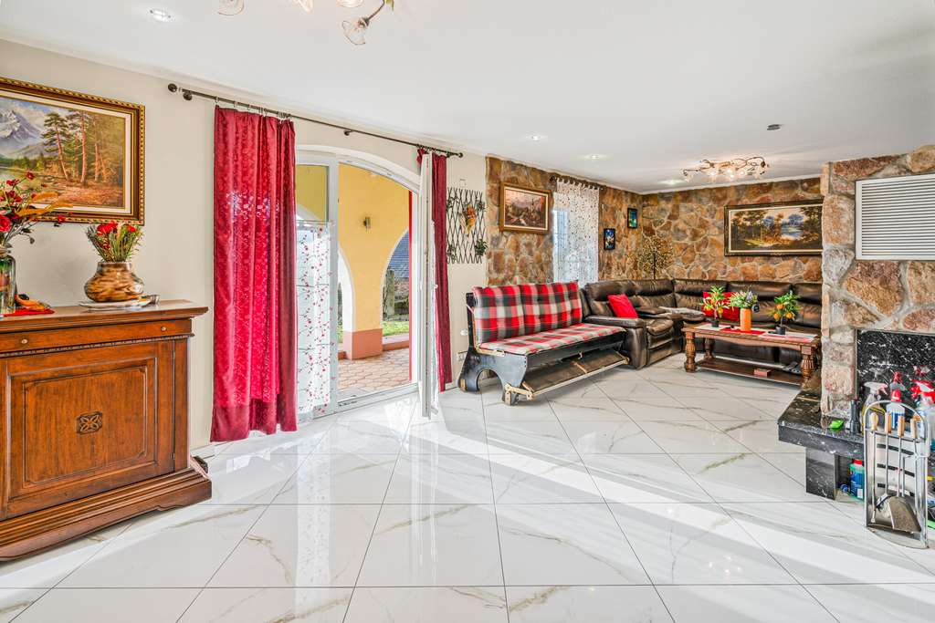 Immobilie in Murg - Einzigartige Chance: Moderne Traumvilla im Bieterverfahren - Bild 3