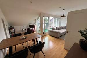 ++ ANFRAGESTOPP ++ Helle Dachgeschosswohnung mit sonniger Loggia – Kammermühlenweg 30, 33607 Mitte, Bielefeld – Vorschaubild 3