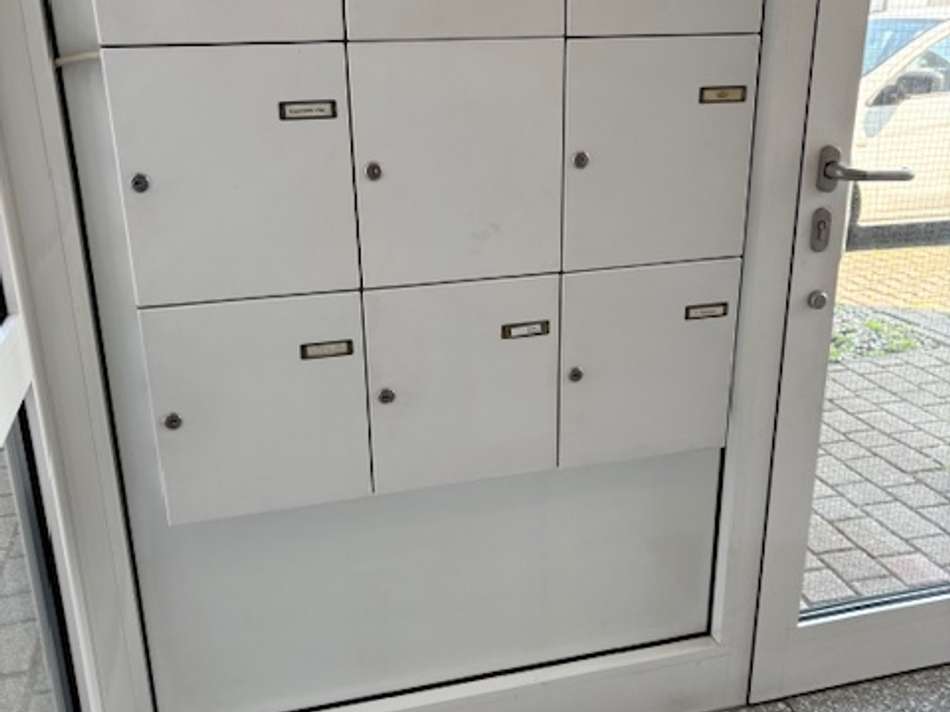 moderne Briefkästen/ Klingel