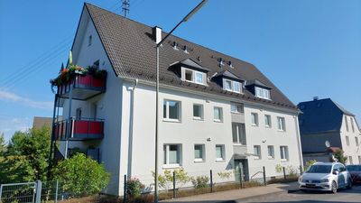 kleine, gemütliche Etagenwohnung mit Balkon am Weidenauer Giersberg