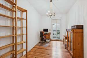 GRÜNDERZEIT-ALTBAUWOHNUNG MIT 2 BALKONEN, AUFZUG UND ENERGIEEFFIZIENZKLASSE B IN BESTLAGE – Liebigstraße 36, 10247 Friedrichshain, Berlin – Vorschaubild 20