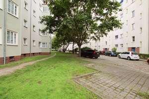 Ihr Rückzugsort im Dachgeschoss - ruhig, gepflegt, mit Loggia – Die vollständige Adresse der Immobilie erhältst du vom Anbieter., 13055 Alt-Hohenschönhausen, Berlin – Vorschaubild 5