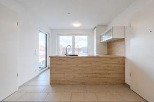 Kapitalanleger aufgepasst: Neuwertige 2-Zimmer-Wohnung in top Lage! – 70435 Zuffenhausen-Mitte, Stuttgart – Vorschaubild 1