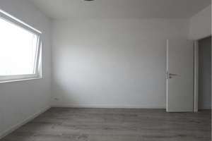 Geräumige 3-Zimmer-Wohnung mit Einbauküche und traumhaften Ausblick! – Rendsburger Platz 16, 51065 Mülheim (Ortsteil), Köln – Vorschaubild 11