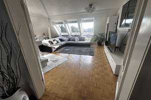 Lichtdurchflutete Dachgeschosswohnung mit offener Küche, Kamin, Tiefgarage und modernem Wohnkomfort – Die vollständige Adresse der Immobilie erhältst du vom Anbieter., 22045 Jenfeld, Hamburg – Vorschaubild 5