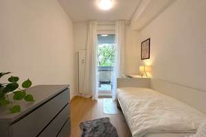 🏡 Möbliertes Zimmer frei in moderner Frauen-WG – Robert-Dißmann-Straße 8, Frankfurt am Main! – 65936 Sossenheim, Frankfurt am Main – Vorschaubild 3