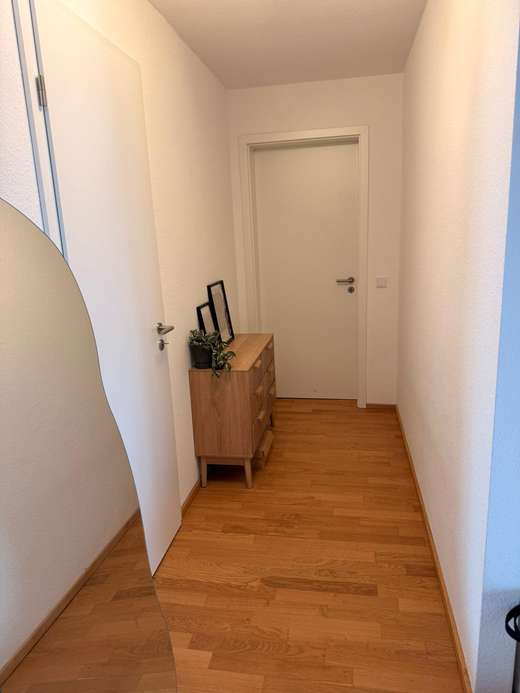 Modernes Penthouse mit stilvollem Wohnambiente in Frankfurt-Nied