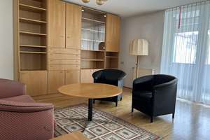 Seniorengerechte 3 Zimmer Wohnung mit Einbauküche in Neu-Ulm


