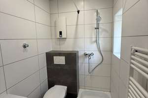 Frisch renovierte EG WHG mit neuer EBK in Stadtwald – Frankenstraße 87, 45134 Rellinghausen, Essen – Vorschaubild 2