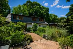 Wohnpaket im Wald mit ca. 320 m² Wfl für Mehrgenerationen/Wohnen + Arbeiten/Coaching in Duisburg Süd – Die vollständige Adresse der Immobilie erhältst du vom Anbieter., 47259 Mündelheim, Duisburg – Vorschaubild 42