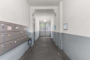 Exklusive Altbauwohnung mit Kamin, Fischgrätparkett und Südbalkon – Die vollständige Adresse der Immobilie erhältst du vom Anbieter., 10247 Friedrichshain, Berlin – Vorschaubild 16