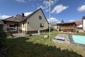 Großzügiges Einfamilienhaus mit Pool und großen Garten – Die vollständige Adresse der Immobilie erhältst du vom Anbieter., 91186 Büchenbach – Vorschaubild 1
