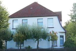 Ein-/Zweifamilienhaus inmitten der Stadt – Die vollständige Adresse der Immobilie erhältst du vom Anbieter., 17159 Dargun – Vorschaubild 3