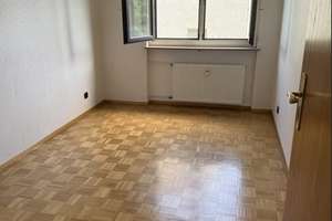Wohnen mit Charakter: 4,5-Zimmer-Wohnung in Stuttgart-Hofen – Wagrain 57, 70378 Hofen, Stuttgart – Vorschaubild 3