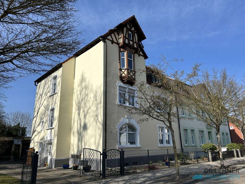 Immobilie in Wittenberge - Sehr gepflegtes Mehrfamilienhaus mit 3 Wohneinheiten in zentraler Stadtlage - Bild 0