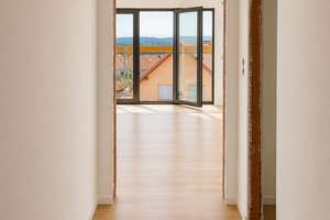 Wohnen mit Weitblick: 2-Zimmer-Neubau-Erstbezug mit Panoramaausblick, Balkon, Aufzug & Tiefgarage – Die vollständige Adresse der Immobilie erhältst du vom Anbieter., 97475 Zeil am Main – Vorschaubild 5