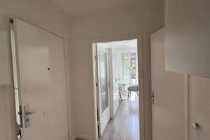 Helles, teilmöbliertes 1-Zi.-Apartment mit Balkon in Barmbek-Süd – Heitmannstraße 46a, 22083 Hamburg – Vorschaubild 5