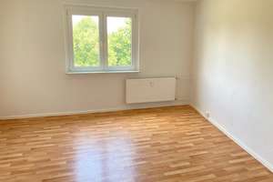 2 Zimmer mit Balkon...! – Olvenstedter Chaussee 147, 39130 Neu Olvenstedt, Magdeburg – Vorschaubild 2