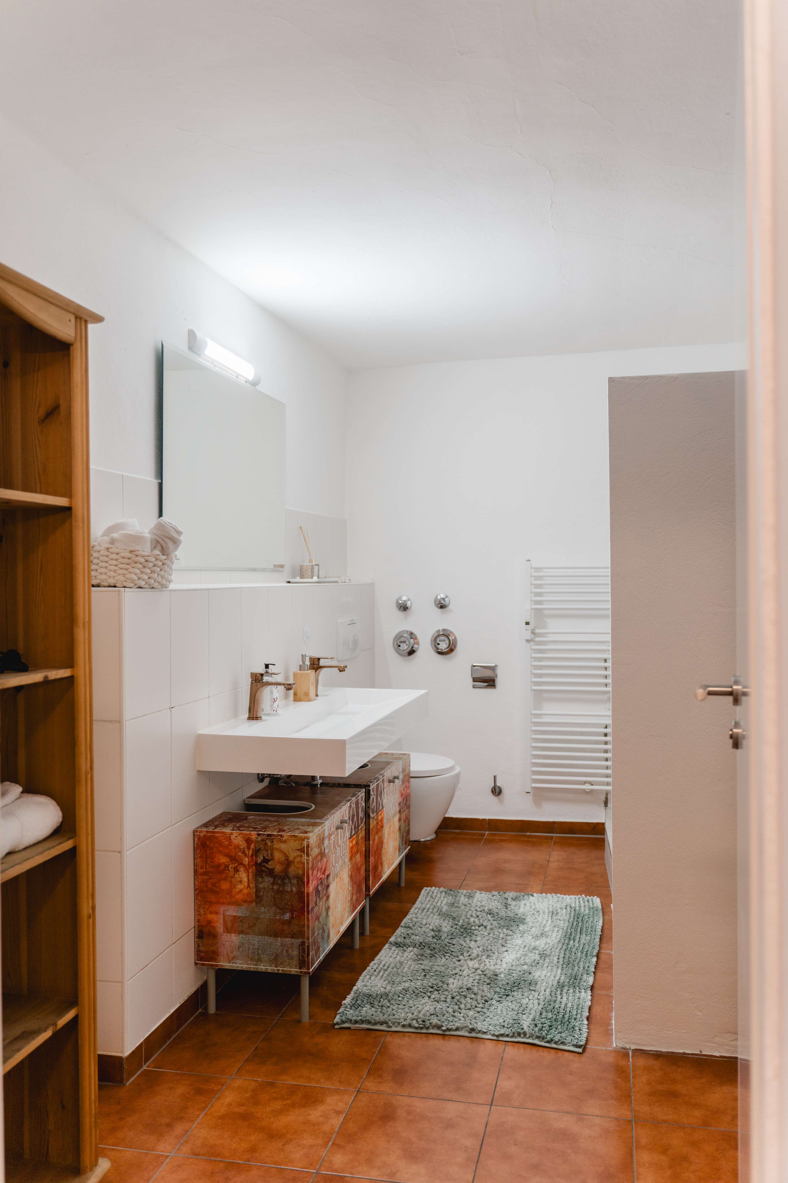 Immobilie in Kolbermoor - **Traumhaft schöne ca. 130 m² Wohnung mit Lichtinnenhof in Kolbermoor** - Bild 2