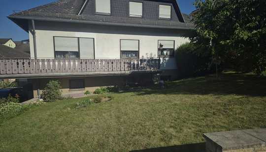 Bild von Familien(t)raum in Bad Vilbel – Zweifamilienhaus mit Platz