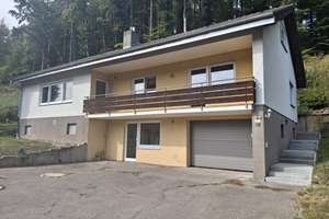 Platz für Ihre Ideen: Großzügiges Einfamilienhaus in Stühlingen