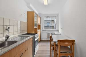 Helle 3-Zi.-Wohnung mit Einbauküche, Balkon in Pfhm-Oststadt – Die vollständige Adresse der Immobilie erhältst du vom Anbieter., 75175 Oststadt, Pforzheim – Vorschaubild 3