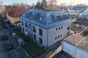 Ihr stilvolles Domizil: 3-Zimmer-Wohnung mit Balkon in München-Waldtrudering – Die vollständige Adresse der Immobilie erhältst du vom Anbieter., 81827 Waldtrudering, München – Vorschaubild 2