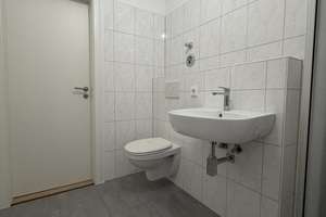 Kernsanierte 1,5-Zimmer Wohnung im EG in Duisburg Untermeiderich – Neustraße 11, 47137 Untermeiderich, Duisburg – Vorschaubild 2