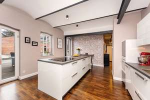 Property thumbnail 9