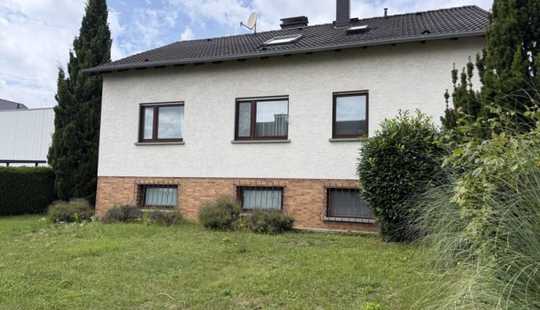 Bild von Freistehendes Haus mit viel Platz für die ganze Familie in Hofheim-Diedenbergen
